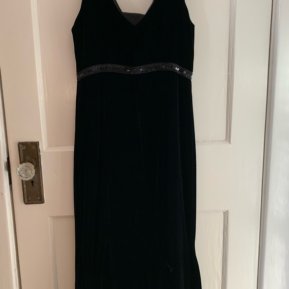 Olsen Europe Black Dress - Picture 7 of 9